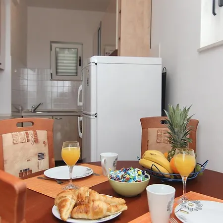 Vila Levanda In Makarska, Private Pool